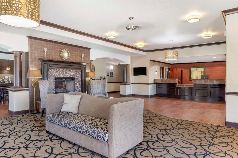 Best Western Plus Classic Inn And Suites Main image