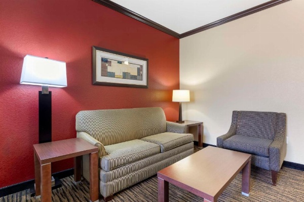 Best Western Plus Classic Inn And Suites image 19