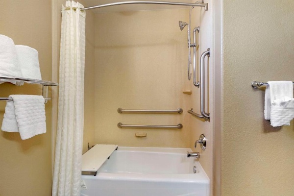 Best Western Plus Classic Inn And Suites image 30